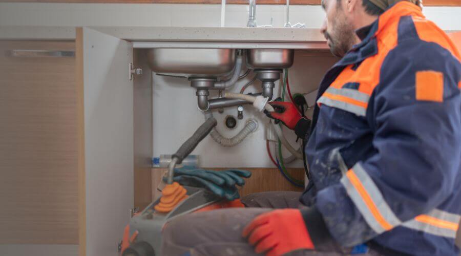 Expert burst pipe repair services in Essex, IL